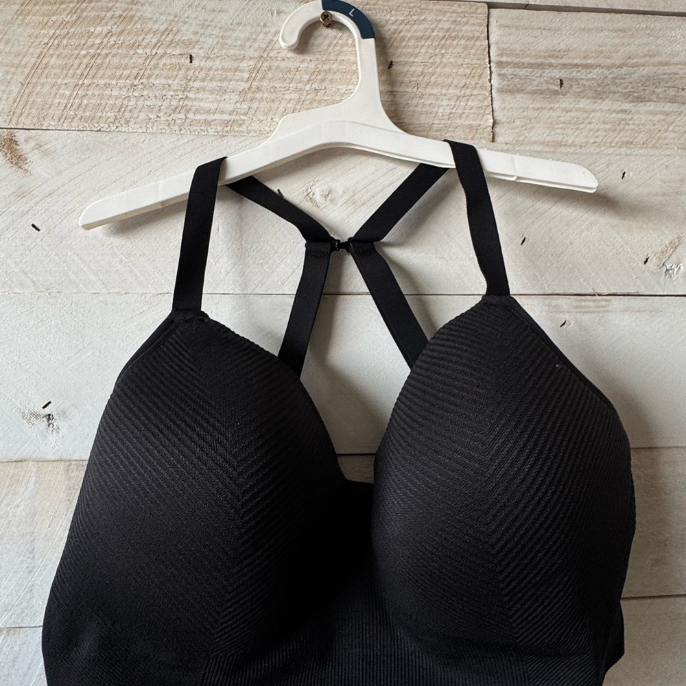 All in motion  Black Strappy Women's Intimate sports bra